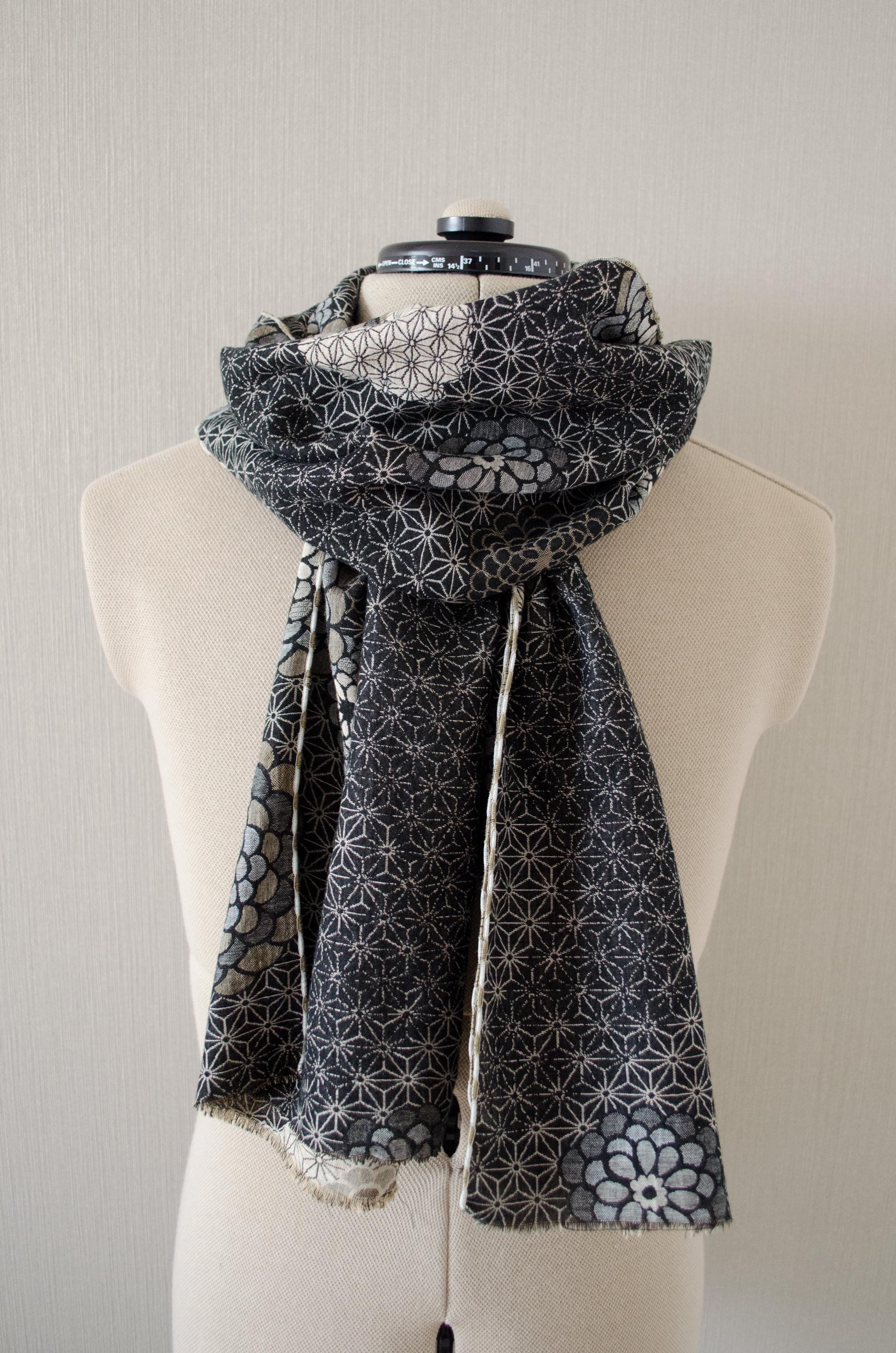 Japanese traditional Kimono motif double woven jacquard reversible patchwork scarf with wave edge 100% cotton, hemp leaf, chrysanthemum