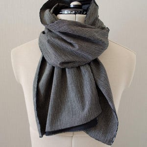 Japanese traditional fabric patchwork scarf with wave edge 100% cotton, stripe, black background, 和柄襟巻き
