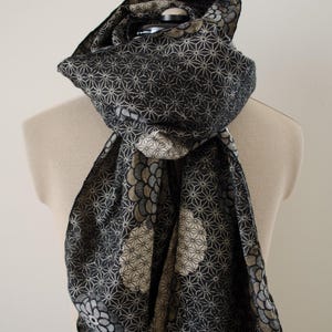 Japanese traditional Kimono motif double woven jacquard reversible patchwork scarf with wave edge 100% cotton, hemp leaf, chrysanthemum