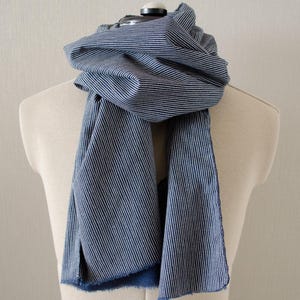 Japanese traditional fabric patchwork scarf with wave edge 100% cotton, stripe, Dark blue background, 和柄襟巻き