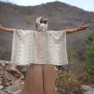 Blockprint Poncho Tunik Gebrochenes Weiss