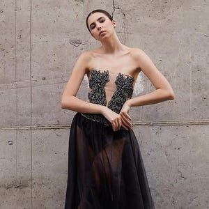 Obsidian | Pre-Order Custom Gothic Black Corset Dress with Beaded Leaf Bodice, Tulle Skirt and Renaissance Vintage Style for Formal Evening