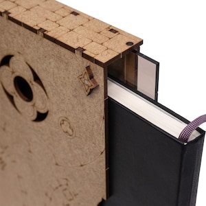 Dragon-themed DM screen with dual dice towers, initiative trackers, magnetic panels for notes, and storage compartments. Foldable for easy transport, it keeps your notes hidden, streamlines gameplay, making it perfect for D&D and other RPGs.