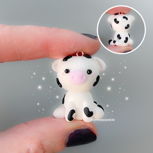 Kawaii cow charm, Cow gifts, Cow charm, polymer clay charms, Cow jewelry, cow keyring, cow keychain, stitch marker, planner charm
