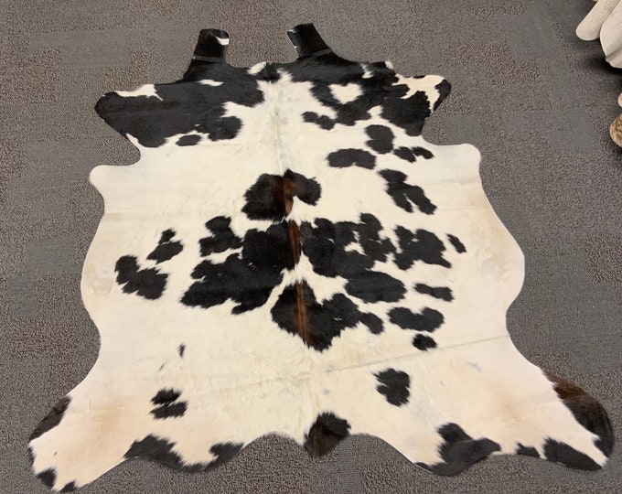 Cowhide Texas Store Inc