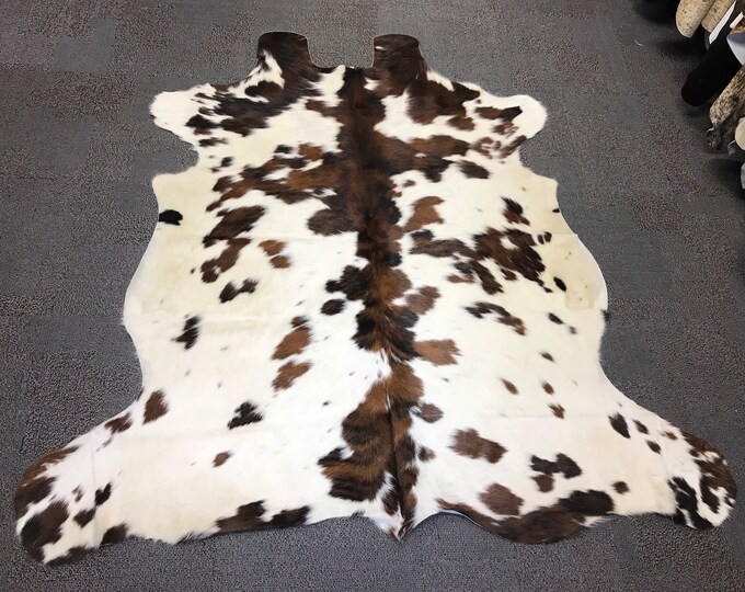 Cowhide Texas Store Inc. 210.8652720