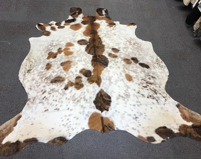 Cowhide Texas Store Inc. 210.8652720