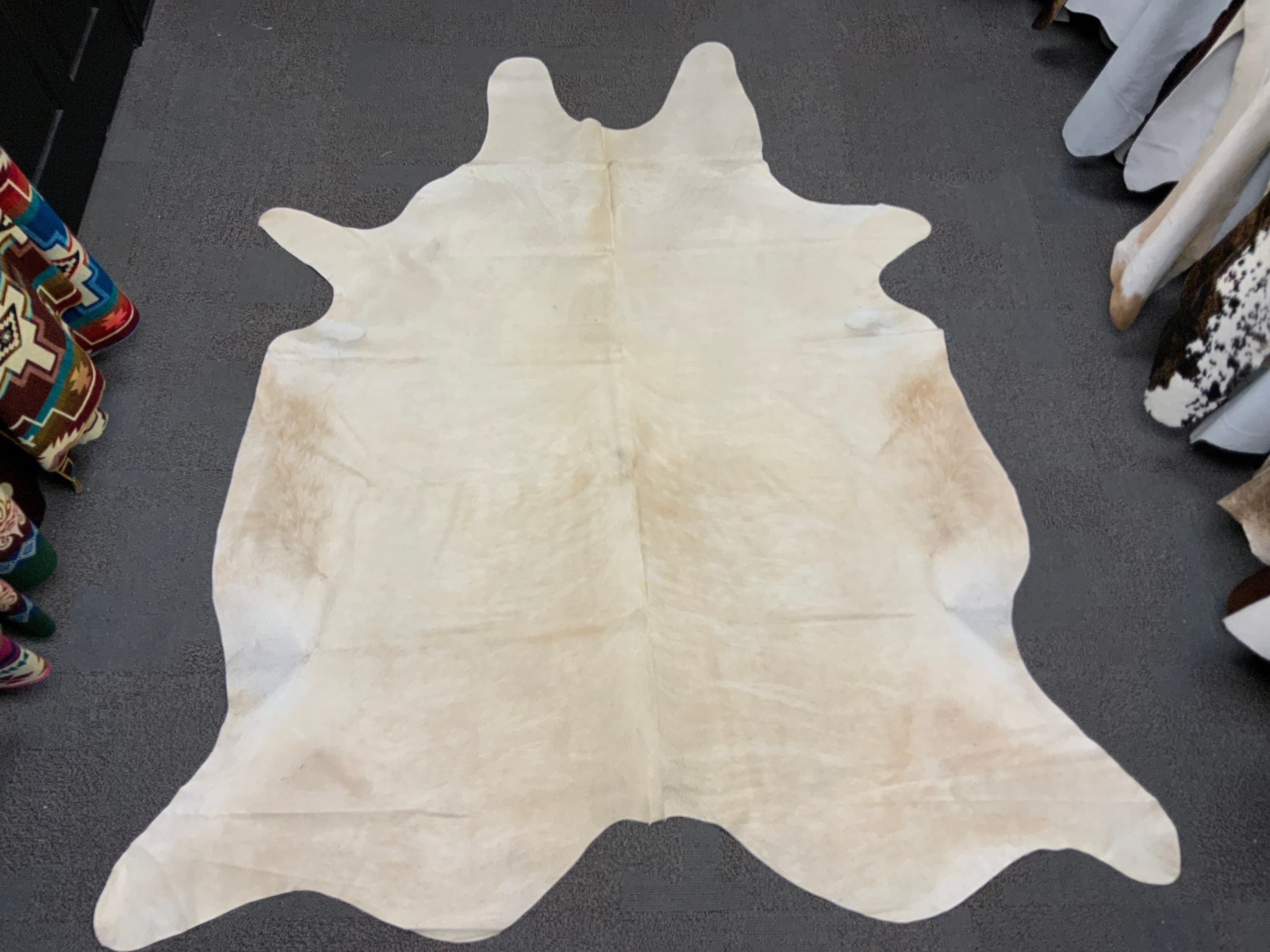 Cream / Champagne Brazilian Cowhide Rug 7’5” x 8’6” * Actual Rug you