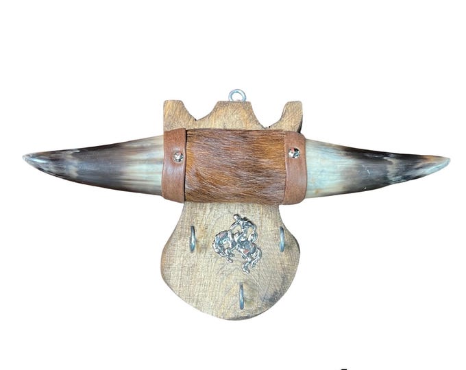 Rustic Longhorn Wall Décor with 3 Keyholder hooks