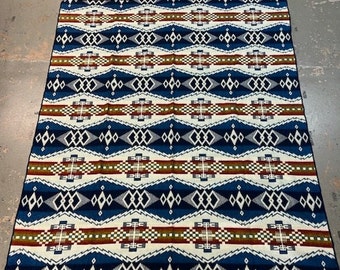 Alpaca Throw Blanket, Reversible, Queen Size, 88in x 76in, Very Soft, 50 Wool 30 Cotton, 20 Alpaca made in Ecuador, One of a Kind