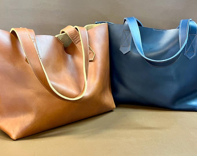 Handcrafted Leather Tote Bag with Small Wallet: Everyday Shoulder Bag