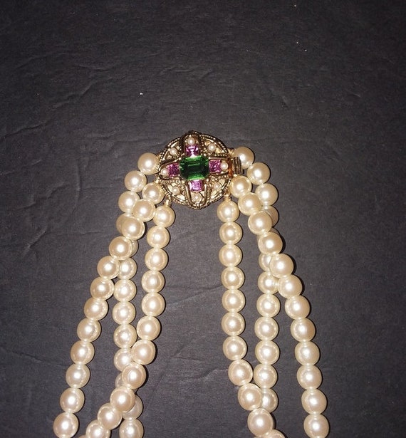 Triple Strands of White Pearls Costume Jewelry Ne… - image 2
