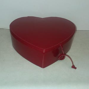 Valentine Red Heart Trinket Jewelry Box Purple Velvet & Vinyl w/ Wrap Clasp