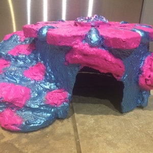 Bearded Dragon Flower Hide Cave Basking Area, Reptile Habitat, Flower House, Girl Bearded Dragon Decor