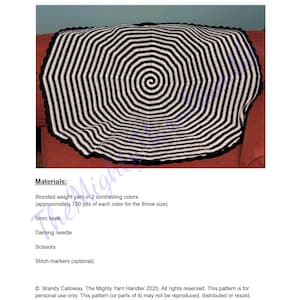 Puede incluir: Una manta tejida a ganchillo en blanco y negro con un diseño de espiral hipnótica. La manta presenta rayas negras y blancas alternas que irradian desde el centro. El patrón se llama "Hypnotic Spiral Throw Crochet Pattern".