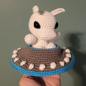 Glow in the dark Alien and Spaceship