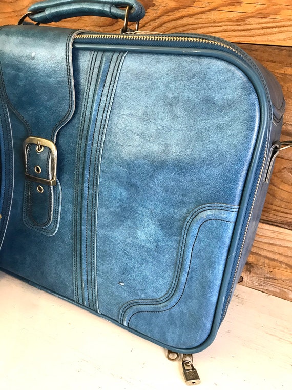 Vintage Luggage Set by Sears - 1970’s Powder Blue… - image 4