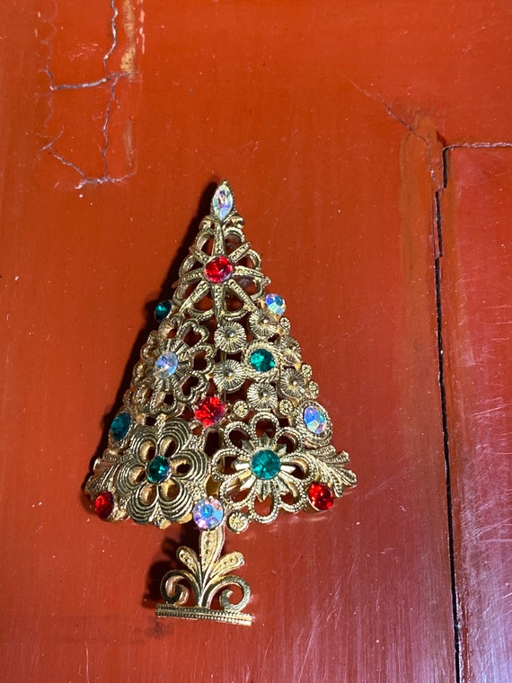 Christmas Tree brooch by MYLU