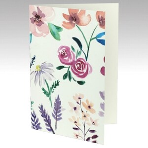 Aquarelle de fleurs sauvages, carte-cadeau pour toutes les occasions, aquarelle originale, marguerites, roses, anémones du jardin, enveloppe blanche de 5 x 7 po.