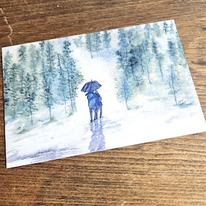 Carte postale romantique d'art d'aquarelle, amour sous la pluie avec un couple sous un parapluie dans une forêt, impression d'art aquarelle original, 4 x 6"