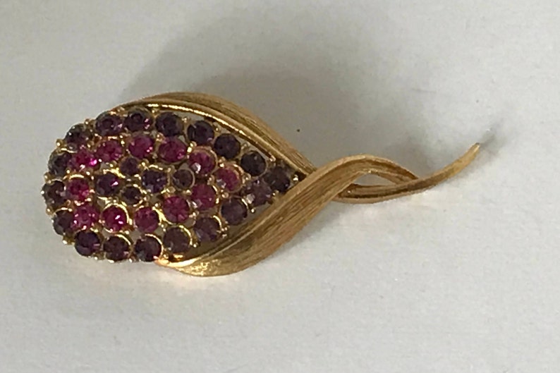 purple flower brooch lavender Vintage pink and purple rhinestone flower pin pink flower brooch hot pink flower pin purple and pink