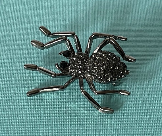 Black rhinestone spider pin, spider brooch, spide… - image 1