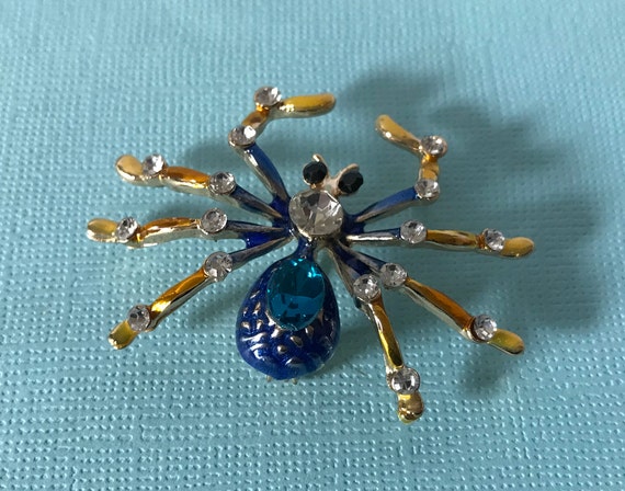 Rhinestone spider brooch, blue rhinestone spider … - image 2