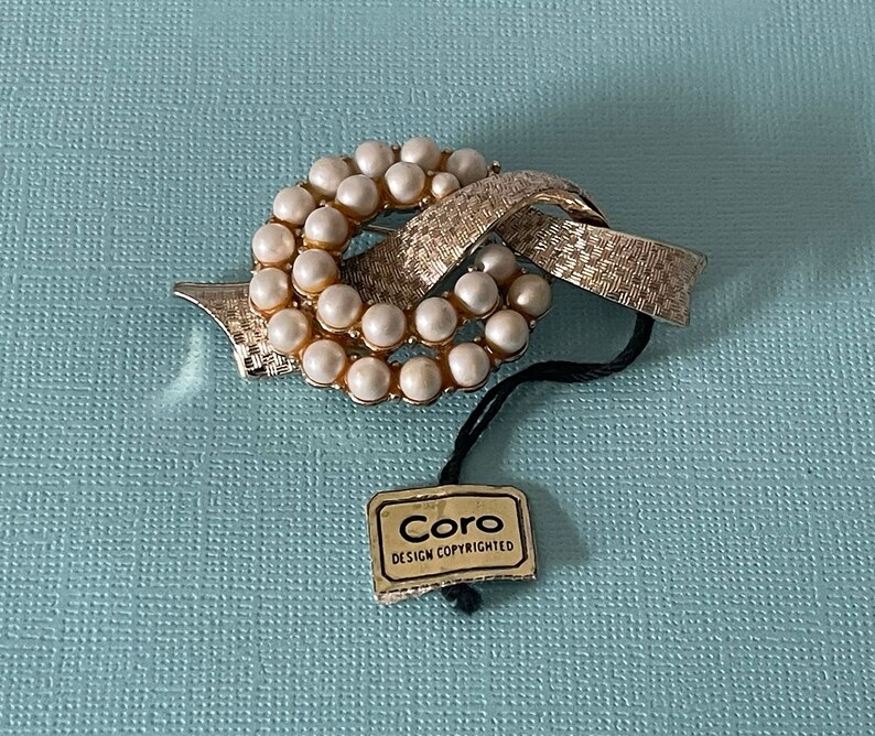 Vintage signed Coro, faux pearl brooch with orignal tag, Coro pin, faux pearl brooch, designer brooch, signed Coro, Coro pin image 3