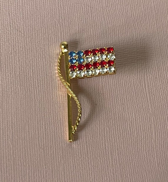 Vintage American flag lapel pin, rhinestone USA flag … - Gem