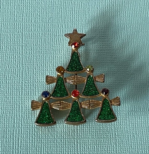 Vintage rhinestone Christmas angel tree pin, angel