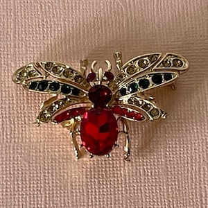 Red rhinestone bee pin, rhinestone bumble bee pin, bee brooch, multi color bee pin, insect pin, red rhinestone bumble bee pin, bee jewelry