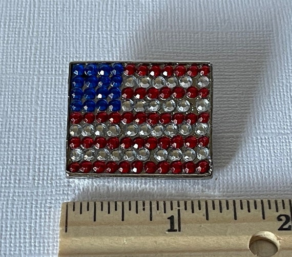 Rhinestone United States flag pin, vintage USA flag p… - Gem