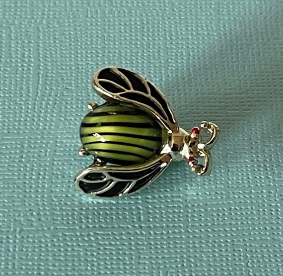 Vintage bumble bee pin, vintage bee pin, green st… - image 4