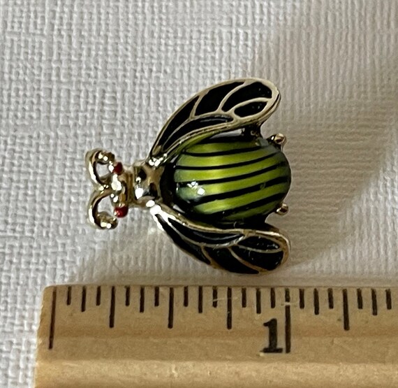 Vintage bumble bee pin, vintage bee pin, green st… - image 5