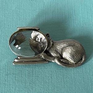 Vintage cat brooch, pewter cat brooch, signed JJ cat pin, JJ Jonette cat pin, cat with fish pin, silver cat brooch, pewter cat jewelry, cat