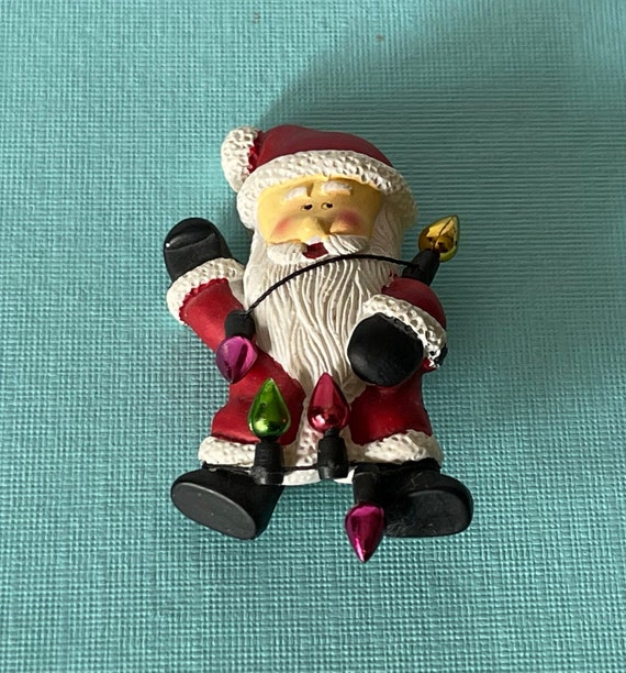 Vintage Santa Clause pin, Santa Clause brooch, Chr