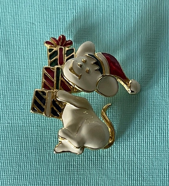 Vintage Christmas mouse pin, trembler pin, Christ… - image 1