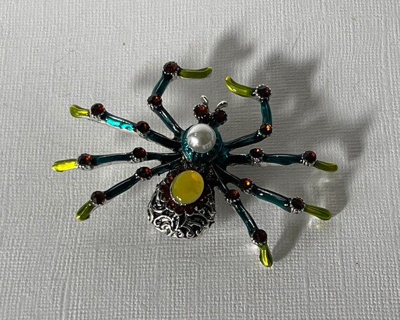 Large spider brooch, rhinestone spider pin, taran… - image 4