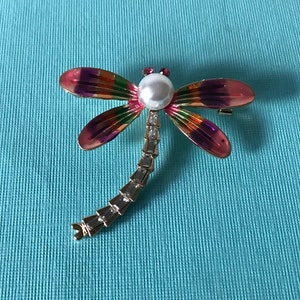 RHinestone and faux pearl dragonfly pin, purple dragonfly pin, pink dragonfly pin, faux pearl dragonfly, dragonfly brooch, insect pin