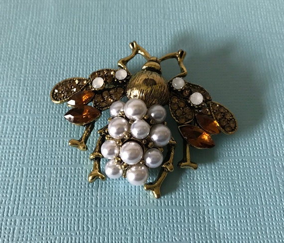 Bumble bee pin jewelry best sale