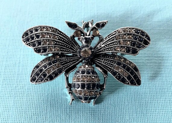 Blue rhinestone bumble bee pin, bee brooch, bee jewelry, blue and gold bee pin, insect pin, bee pins, blue bee pin, bee brooch