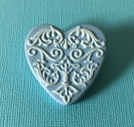 Vintage heart brooch, signed Wedgewood heart broo… - image 1