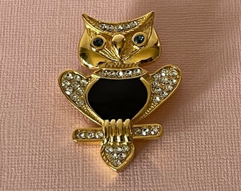 Vintage rhinestone owl pin, owl brooch, gold and black owl pin, bird pin, bird brooch, owl brooch, bird jewelry, owl jewelry, owl brooch