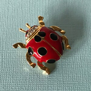 Vintage lady bug brooch, signed lady bug brooch, rhinestone lady bug pin, lady bug jewelry, ladybug pin, vintage ladybug brooch, beetle pin image 5