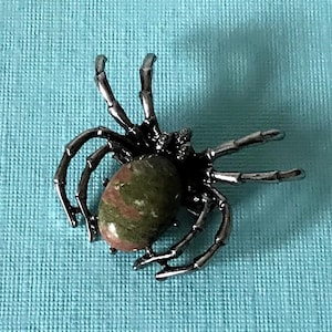 Unakite Jasper spider brooch green spider brooch, stone spider pin, spider jewelry, jasper spider pin, Halloween spider brooch, insect pin