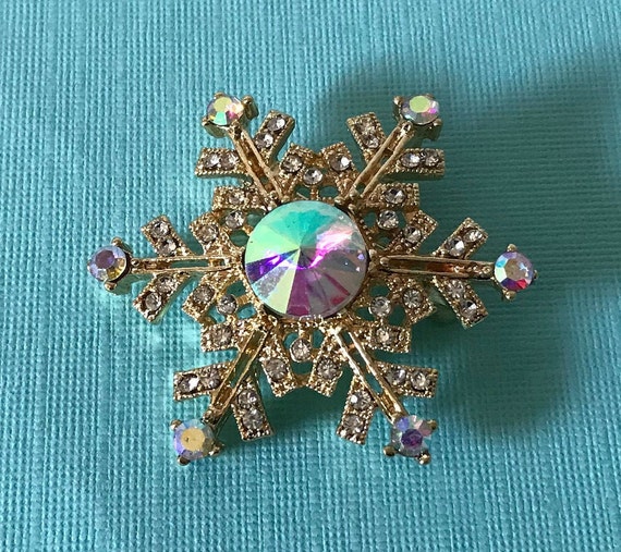 Rhinestone Snowflake Brooch Rivoli Rhinestone Snowflake Pin Christmas Brooch Holiday Pin Snowflake Brooch Vintage Snowflake Pins Etsy