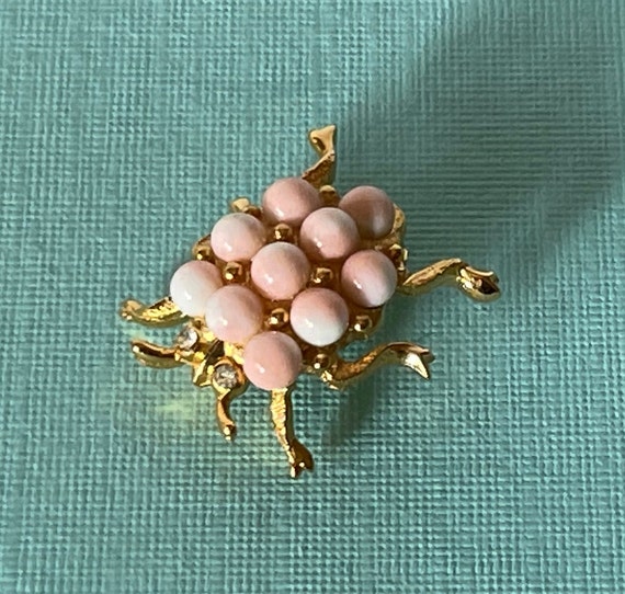 Pearl bug pin, rhinestone bug pin, pink pearl bug pin, faux pearl bug pin, rhinestone bug pin, insect pin, faux pearl rhinestone insect pin