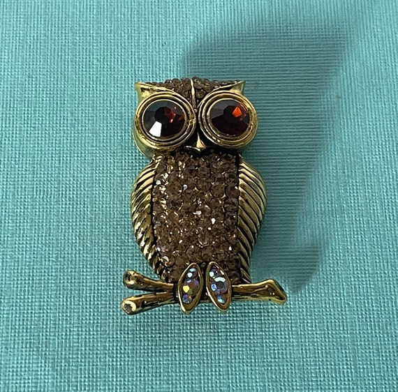 Vintage rhinestone owl pin, owl brooch, amber owl… - image 2