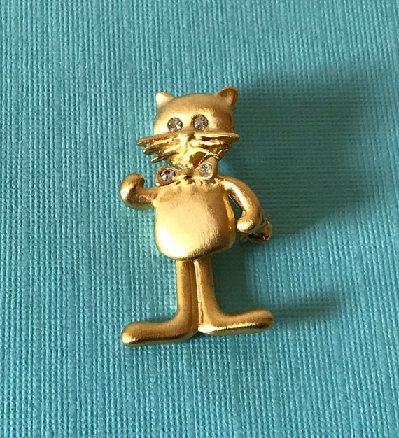 Vintage cat brooch gold cat pin, moveable cat pin… - image 1