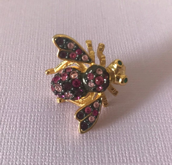 Vintage Joan RIvers bee pin, Joan Rivers jewelry,